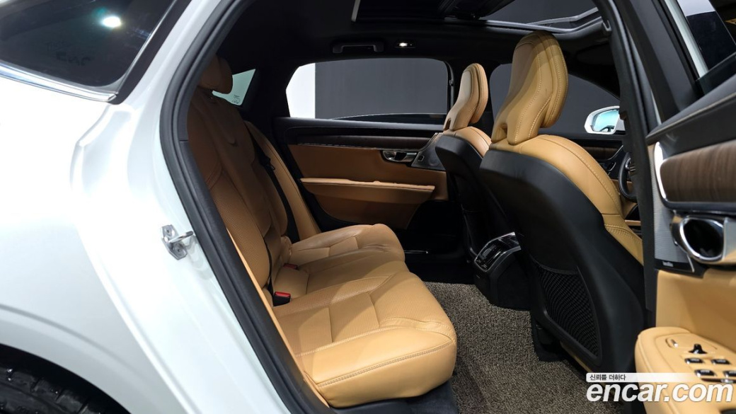 Volvo S90 B6 AWD Inscription, 2022