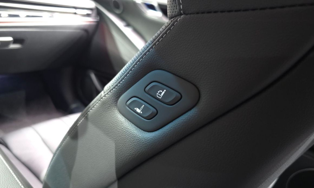 Genesis G80 Gasoline 2.5 Turbo AWD, 2022