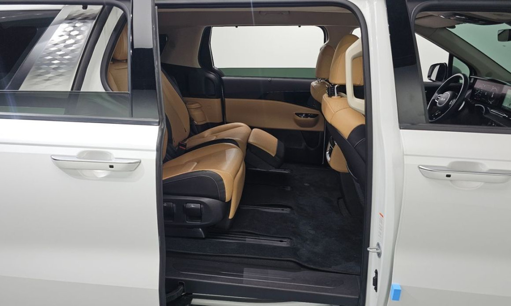 Kia Carnival 7-Seater Noblesse, 2022