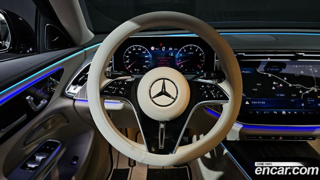 Mercedes-Benz E-Class E300 4MATIC Exclusive, 2024