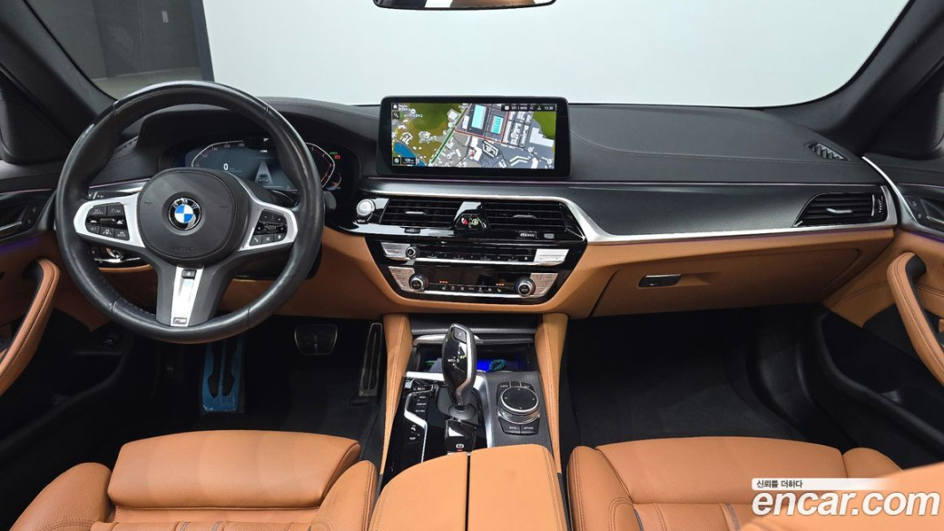 BMW 5-Series 520i M Sport, 2023