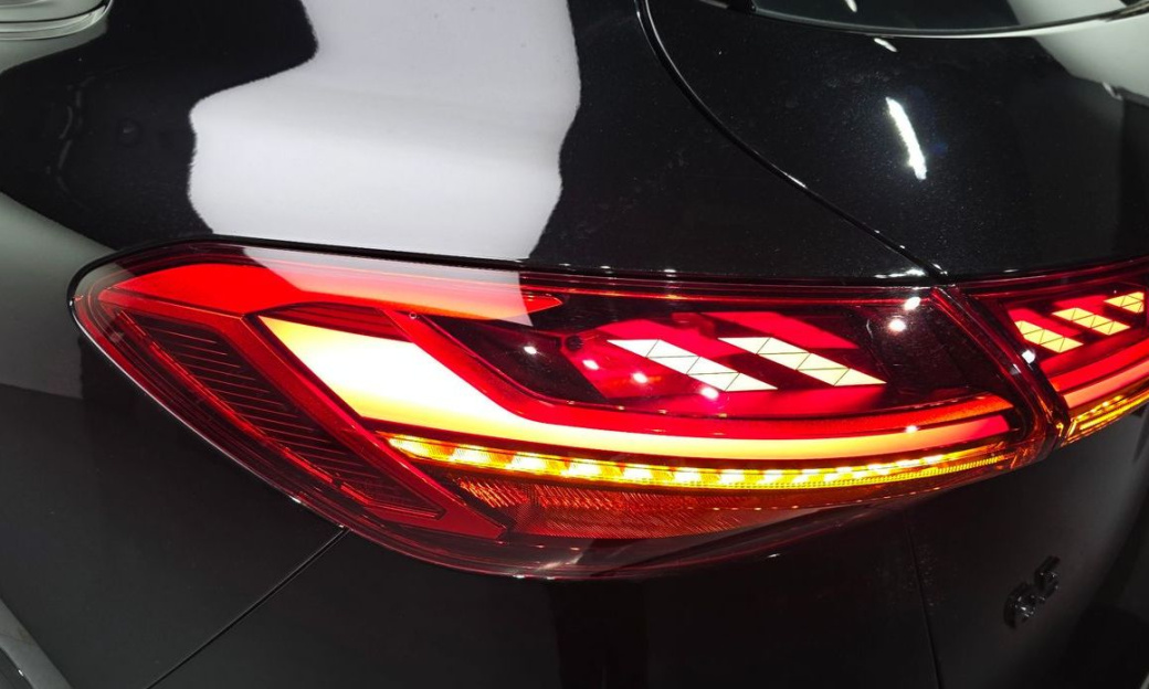 Audi Q5 45 TFSI Quattro S line, 2025