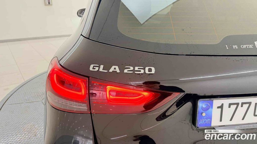 Mercedes-Benz GLA-Class GLA250 4MATIC, 2023