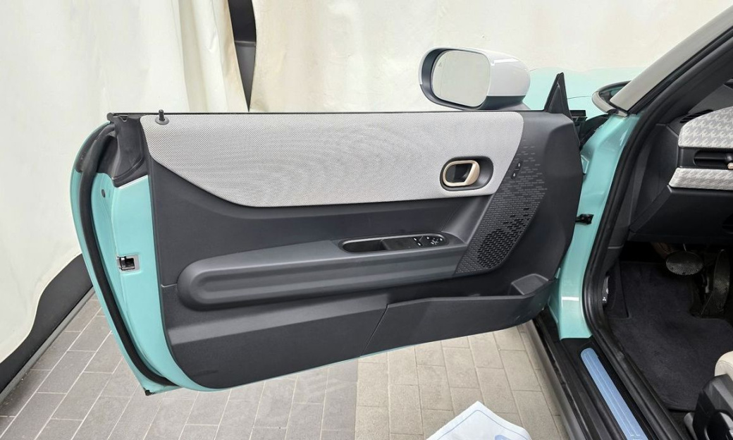 Mini Cooper Favoured, 2025