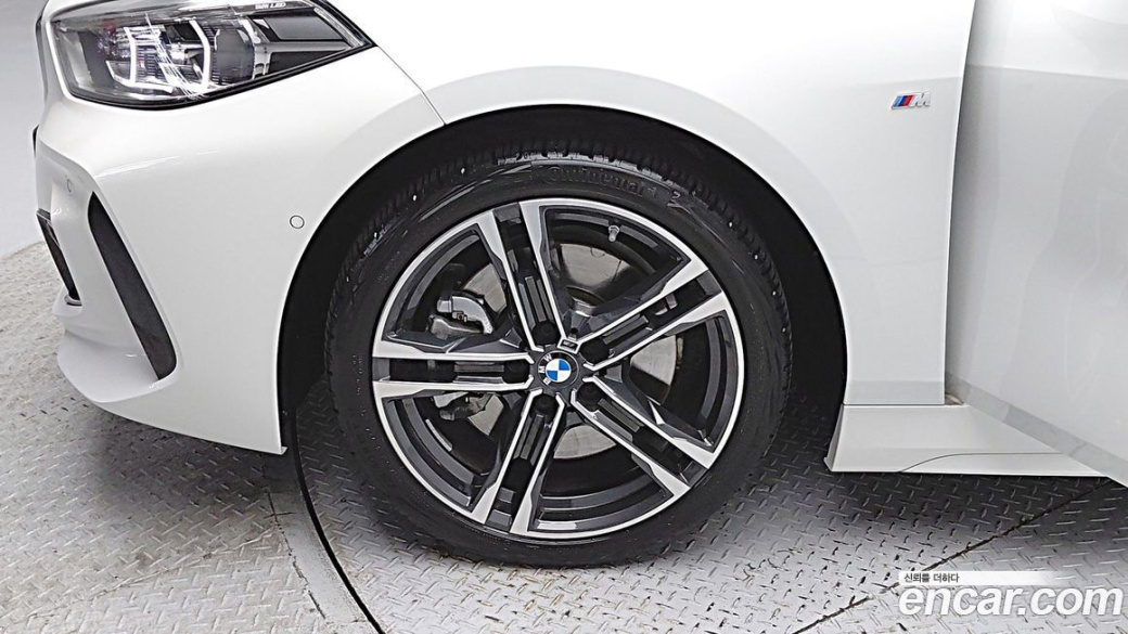 BMW 1-Series 120i M Sports, 2023