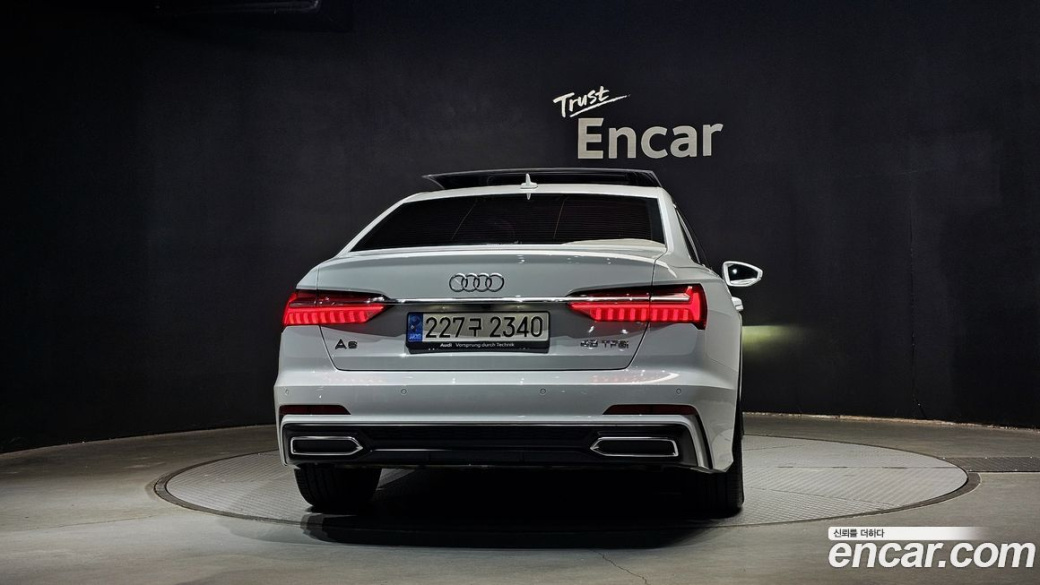 Audi A6 45 TFSI Premium, 2022