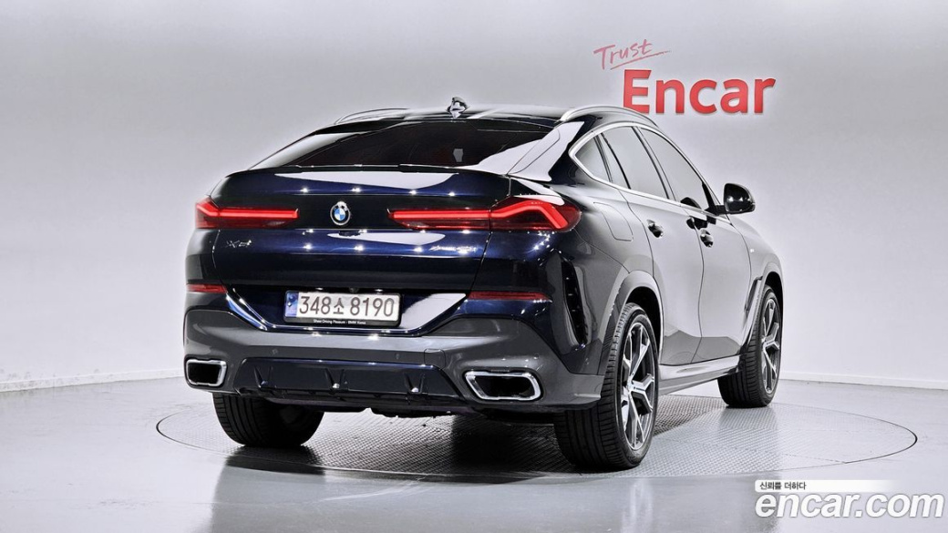 BMW X6 xDrive40i M Sport, 2022