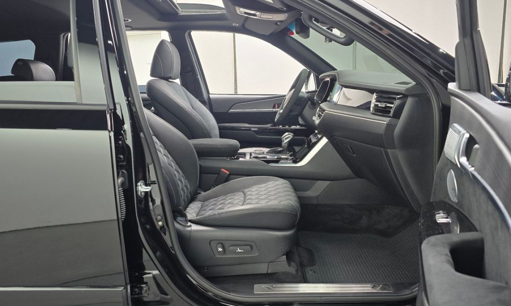 Kia Mohave Diesel 3.0 4WD 6-Seater, 2024