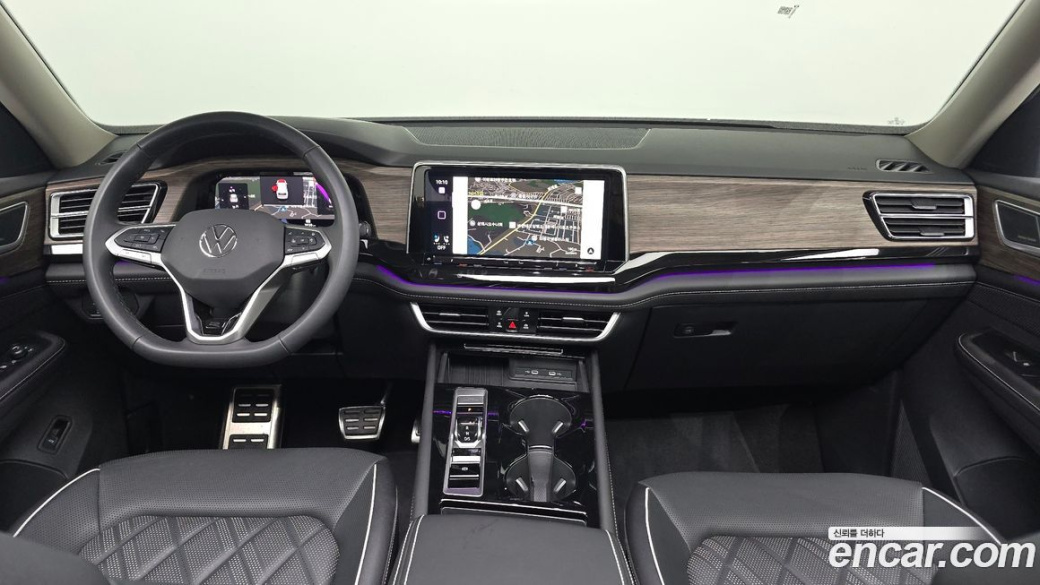 Volkswagen Atlas 2.0 TSI R-LINE 6-Seater, 2025