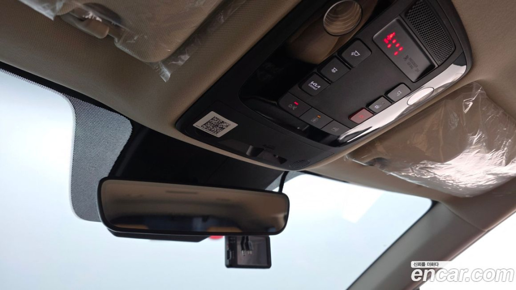 Kia Carnival 7-Seater Signature, 2022
