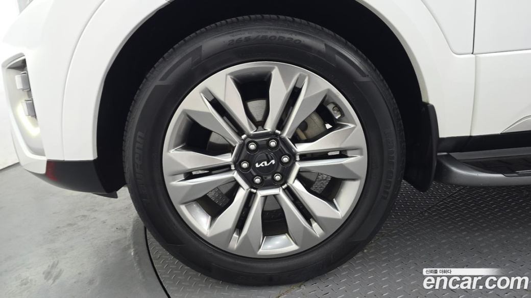 Kia Mohave Diesel 3.0 4WD 6-Seater, 2022