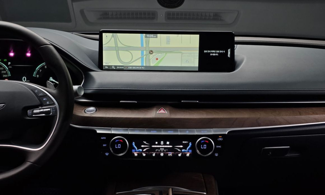 Genesis G80 Gasoline 2.5 Turbo AWD, 2024