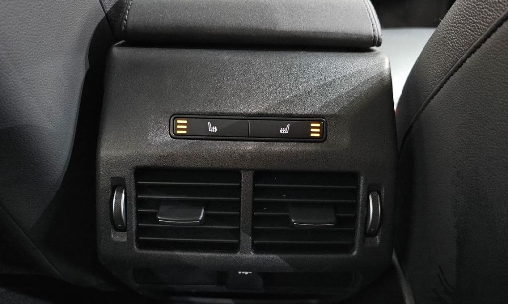 Land Rover Discovery Sport P250 SE, 2022