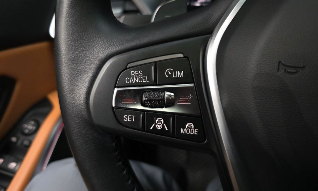 BMW 3-Series 320d, 2023