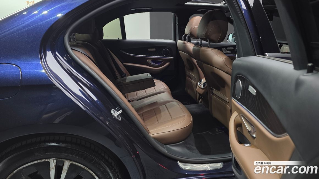 Mercedes-Benz E-Class E250 Avantgarde, 2022