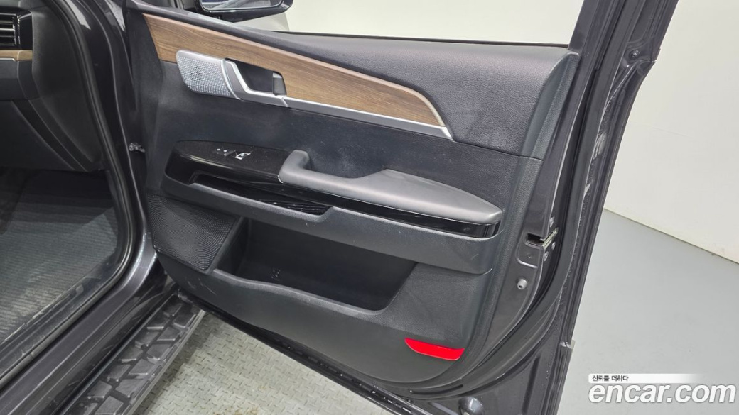 Kia Mohave Diesel 3.0 4WD 5-Seater, 2022