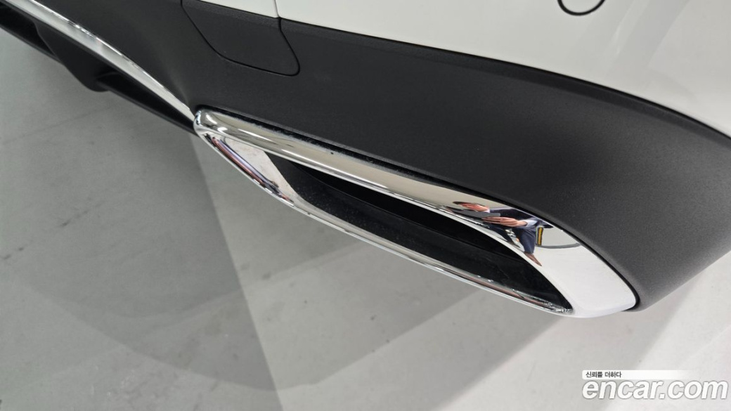 Mercedes-Benz E-Class E200 AMG Line, 2026
