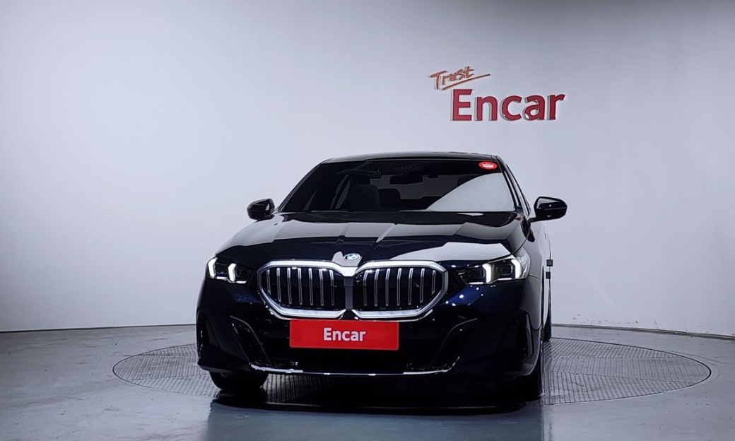 BMW 5-Series 520i M Sport, 2024