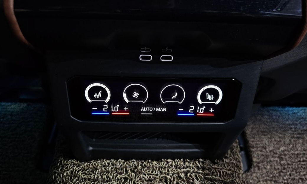BMW 5-Series 530i xDrive, 2024