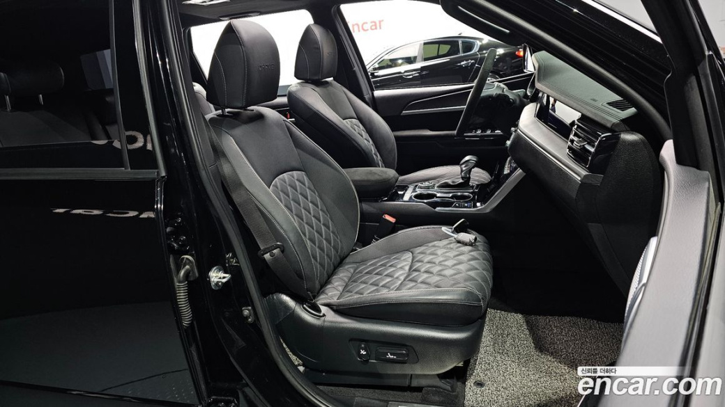 Kia Mohave Diesel 3.0 4WD 5-Seater, 2022