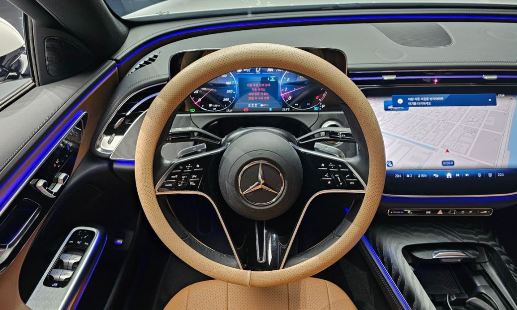 Mercedes-Benz E-Class E200 Avantgarde, 2025