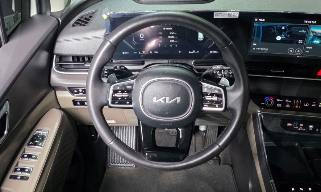 Kia Carnival 9-Seater Noblesse, 2024