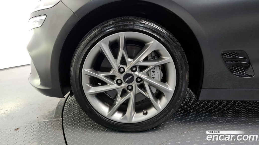 Genesis G70 Gasoline 2.5T 4WD, 2024