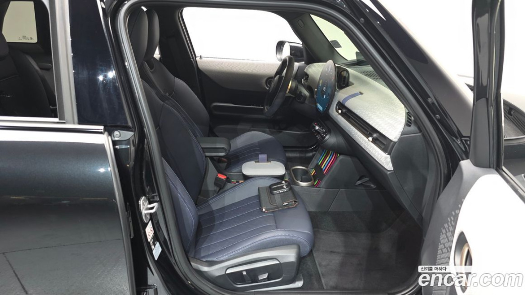 Mini Cooper 5 Door Favoured, 2025