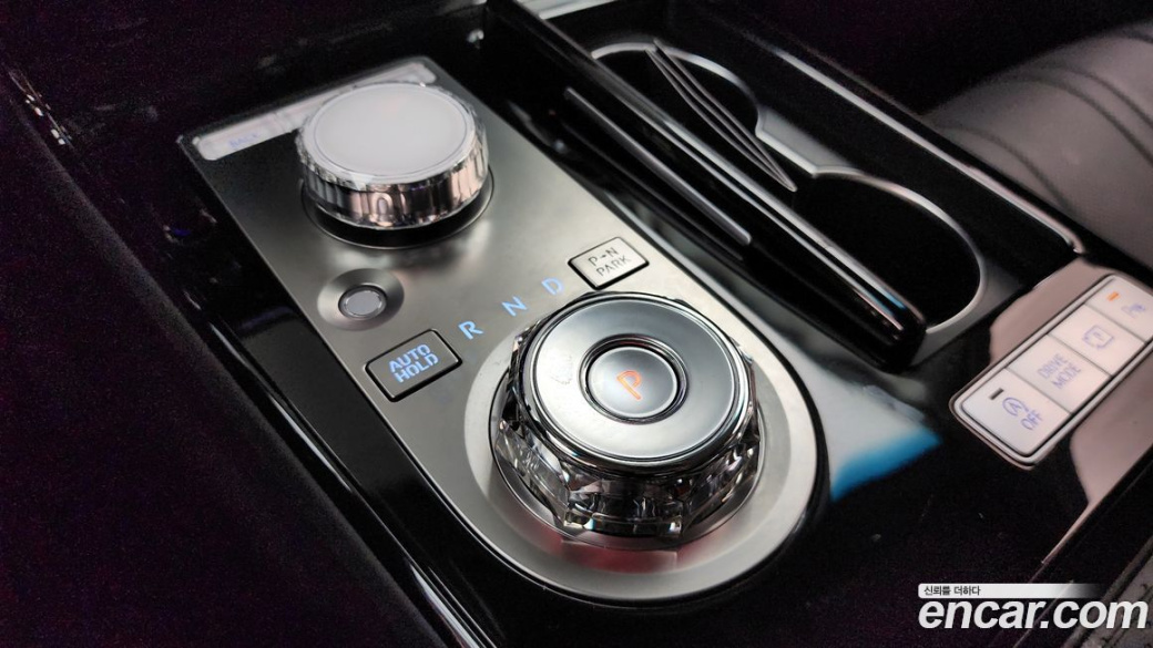 Genesis G80 Gasoline 2.5 Turbo 2WD, 2025
