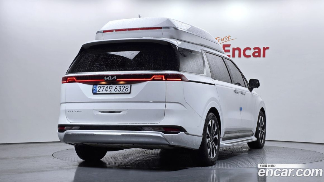 Kia Carnival 9-Seater Hi-Limousine, 2022