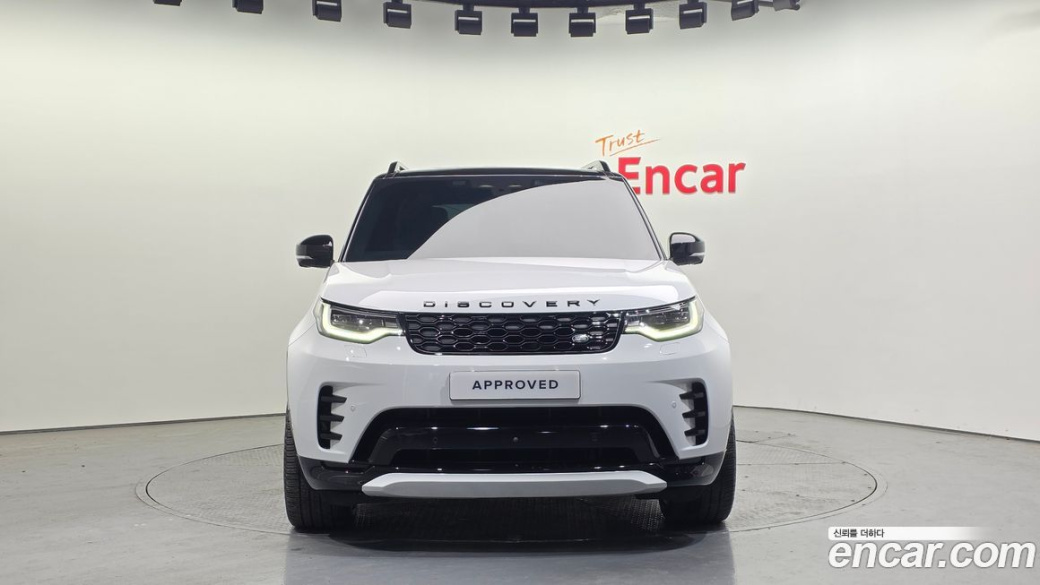 Land Rover Discovery D300 Dynamic HSE, 2024