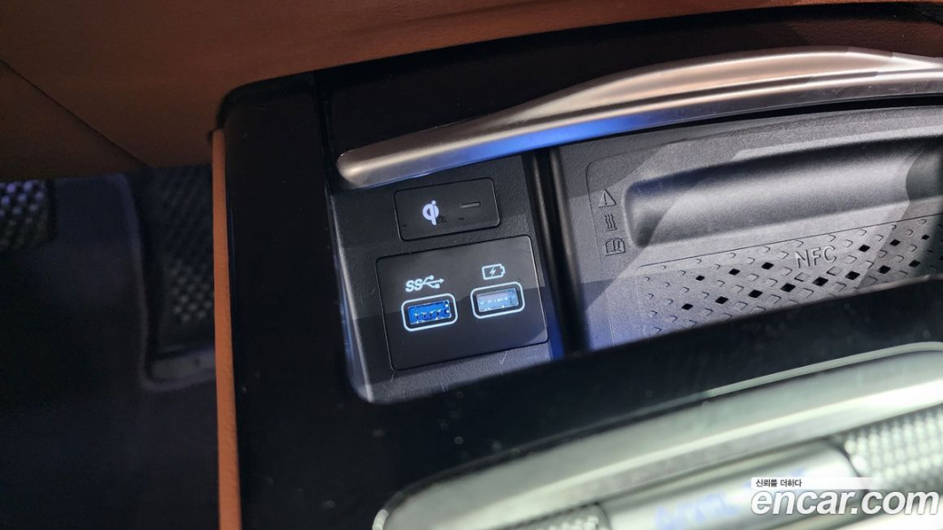 Genesis G80 Gasoline 2.5 Turbo AWD, 2022