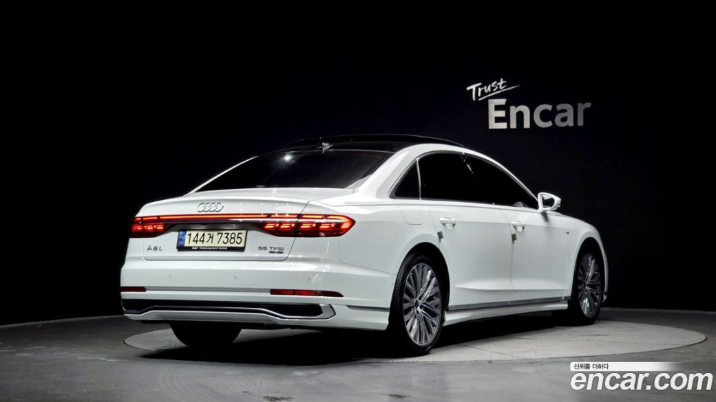 Audi A8 55 TFSI Quattro Premium LWB, 2023