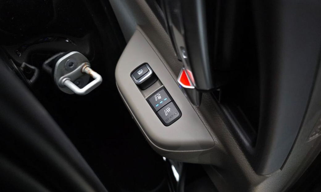Kia Carnival 9-Seater Noblesse, 2025