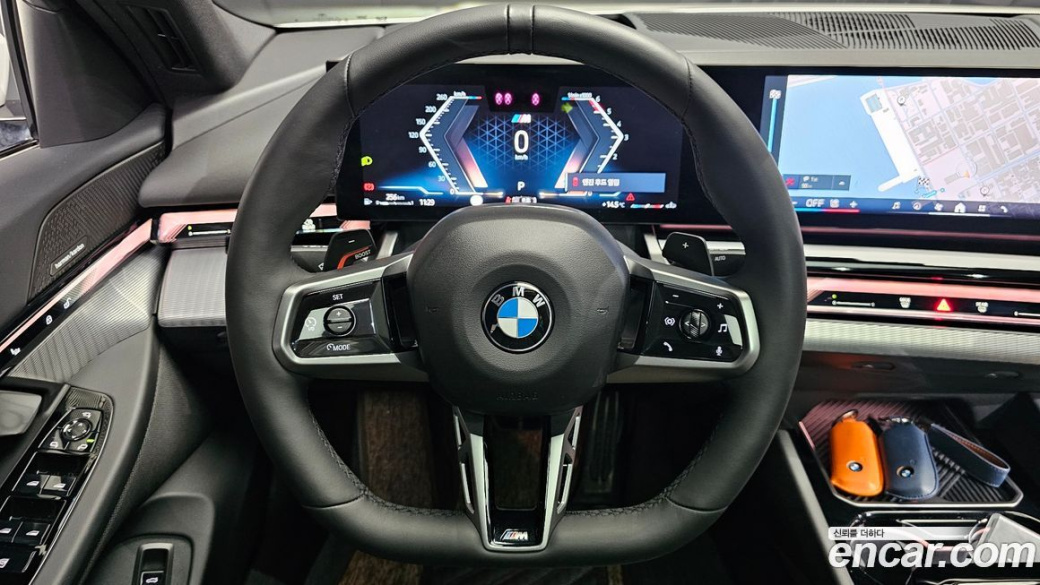 BMW 5-Series 523d, 2025