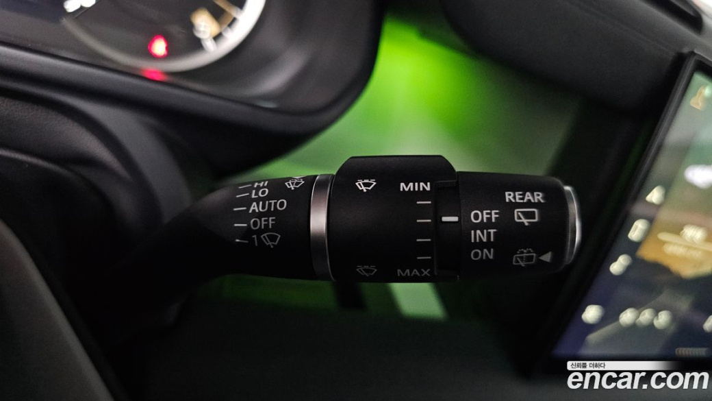 Land Rover Defender 110 D250 SE, 2023