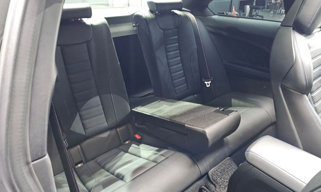 BMW 2-Series M240i xDrive Coupe, 2022