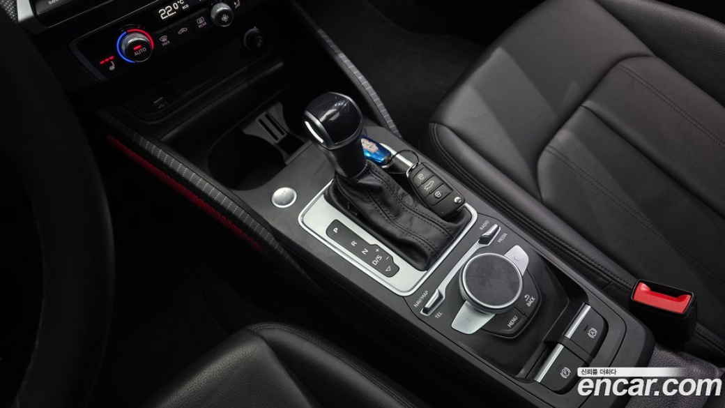 Audi Q2 35 TDI, 2023
