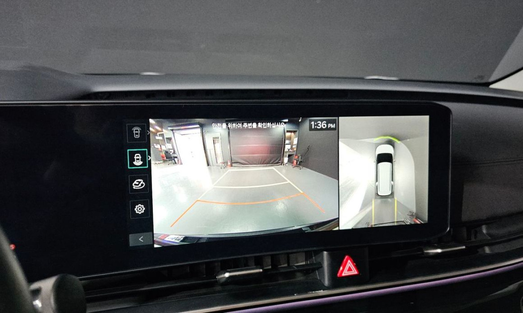 Kia Carnival 9-Seater Gravity, 2024