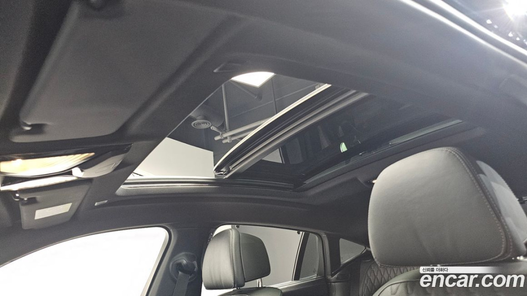BMW X6 xDrive40i M Sport, 2023