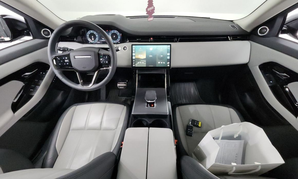 Land Rover Range Rover Evoque P250 Dynamic SE, 2024