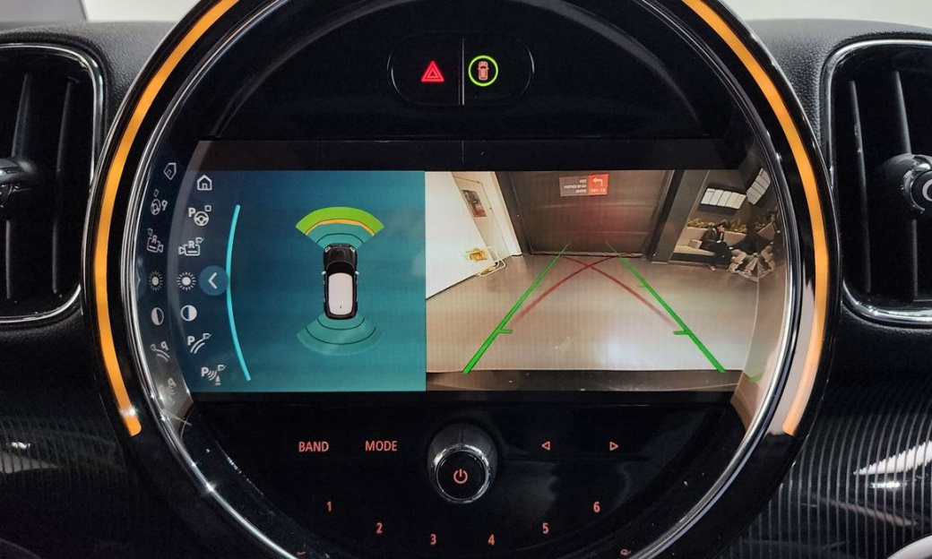 Mini Countryman ALL4 Classic Launch Pack, 2023