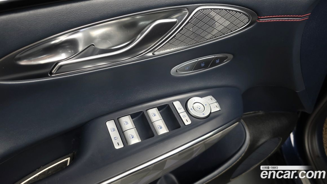 Genesis GV70 2.5T Gasoline 2WD, 2021