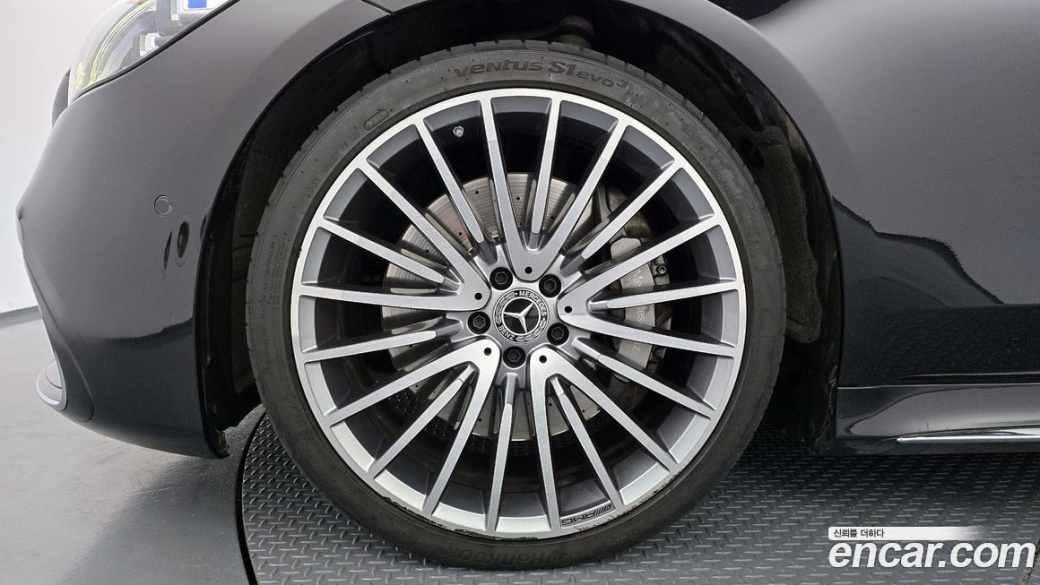 Mercedes-Benz S-Class S500L 4MATIC, 2023