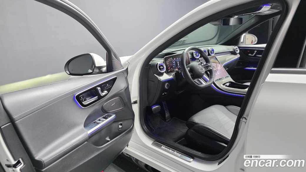 Mercedes-Benz C-Class C300 AMG Line, 2023