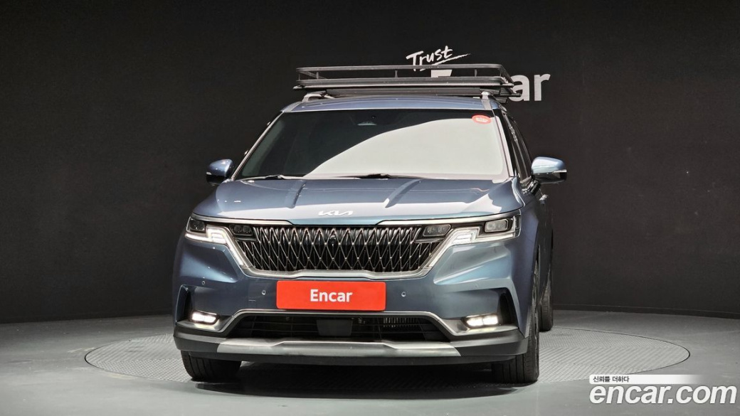 Kia Carnival 7-Seater Signature, 2023