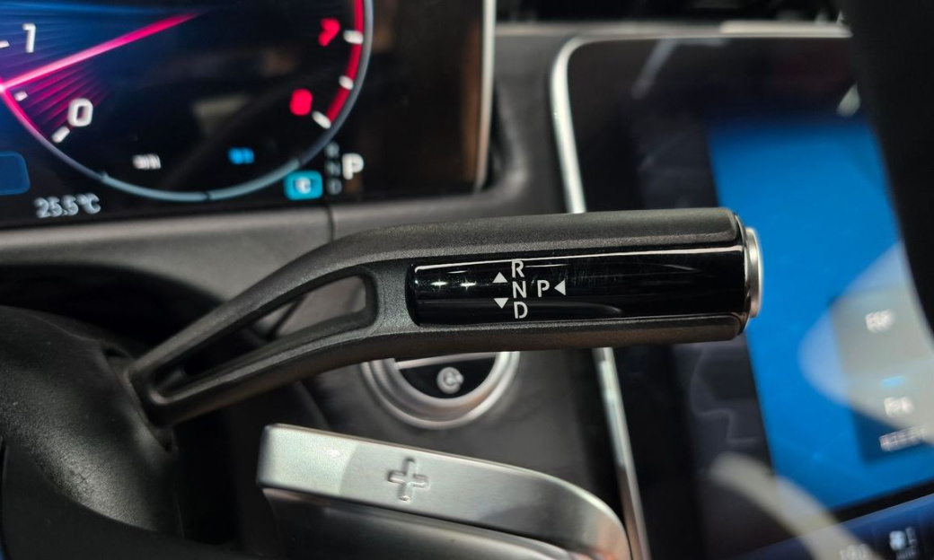 Mercedes-Benz E-Class E200 Avantgarde, 2024