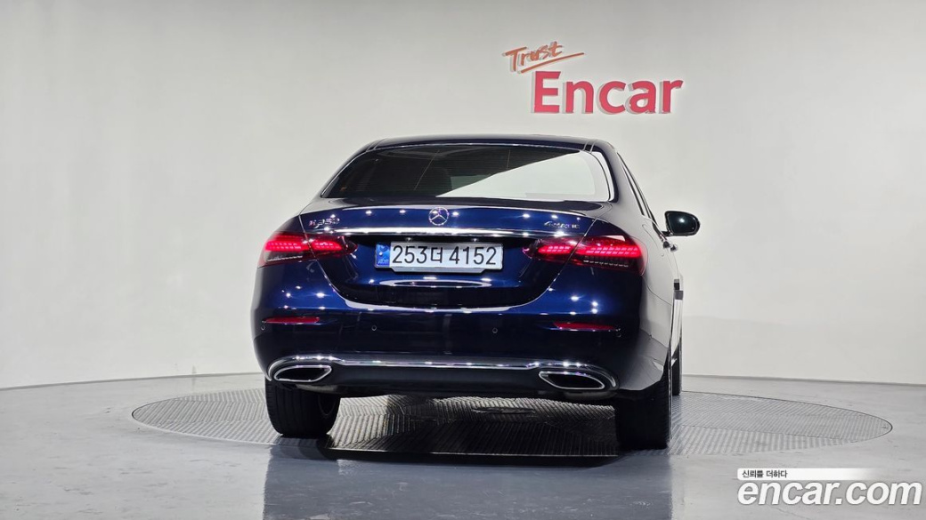 Mercedes-Benz E-Class E350 4MATIC Avantgarde, 2021