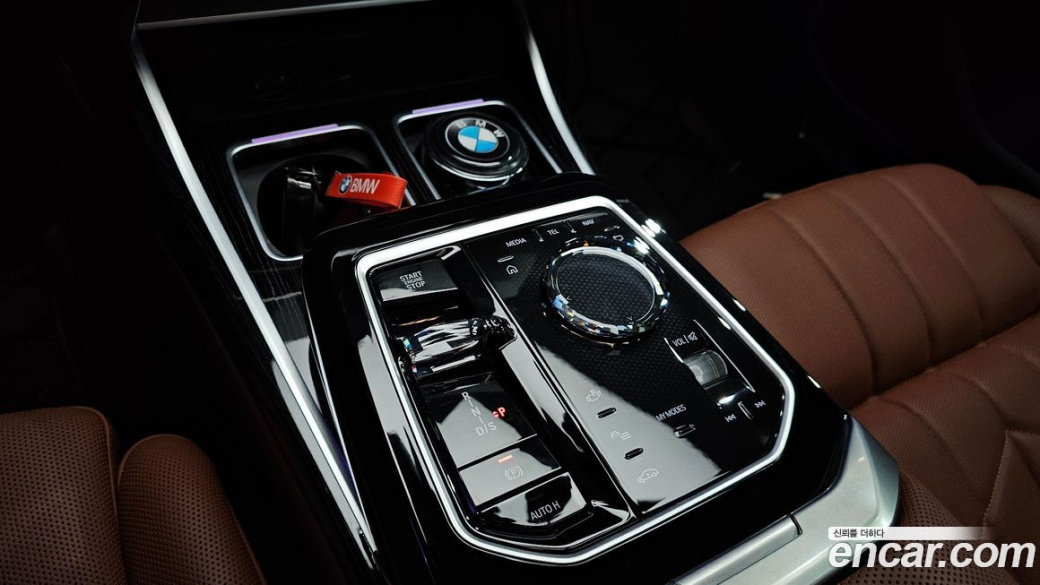 BMW 7-Series 740d xDrive M Sport, 2025