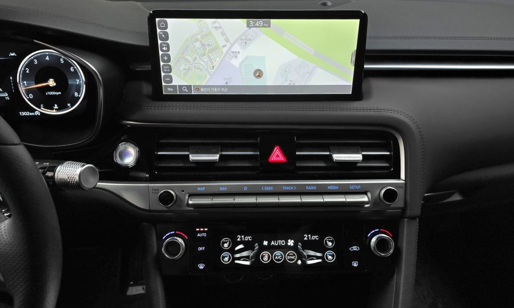 Genesis G70 Gasoline 2.5T 4WD, 2025
